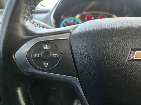 Used 2018 Chevrolet Traverse LT image 19