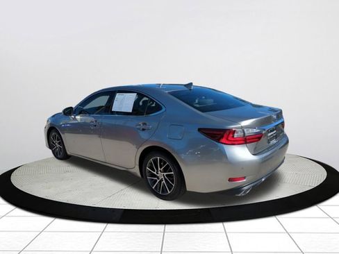 Used 2017 Lexus ES 350 image 5