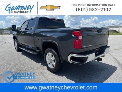 Used 2020 Chevrolet Silverado 2500 LTZ w/ Z71 Off-Road Package AWD/4WD image 7