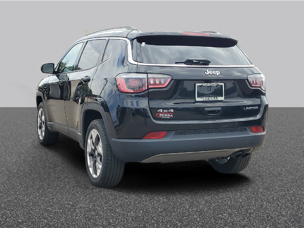 Used 2018 Jeep Compass Limited w/ Navigation Group AWD/4WD image 2