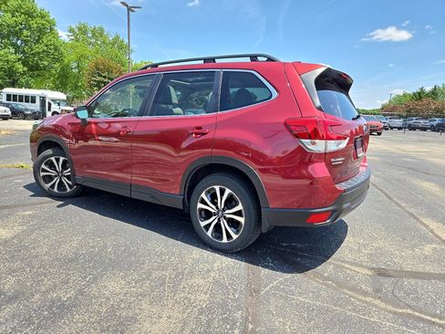 Used 2023 Subaru Forester Limited w/ Popular Package #2 AWD/4WD image 9