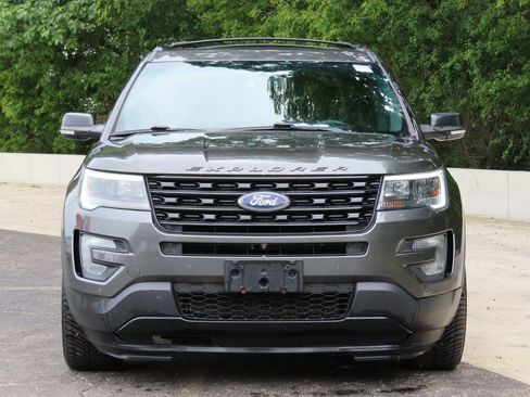 Used 2017 Ford Explorer Sport w/ Equipment Group 401A AWD/4WD image 4