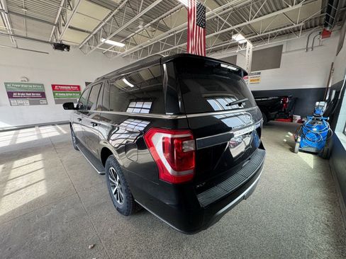 Used 2019 Ford Expedition Max XLT w/ Equipment Group 202A image 7