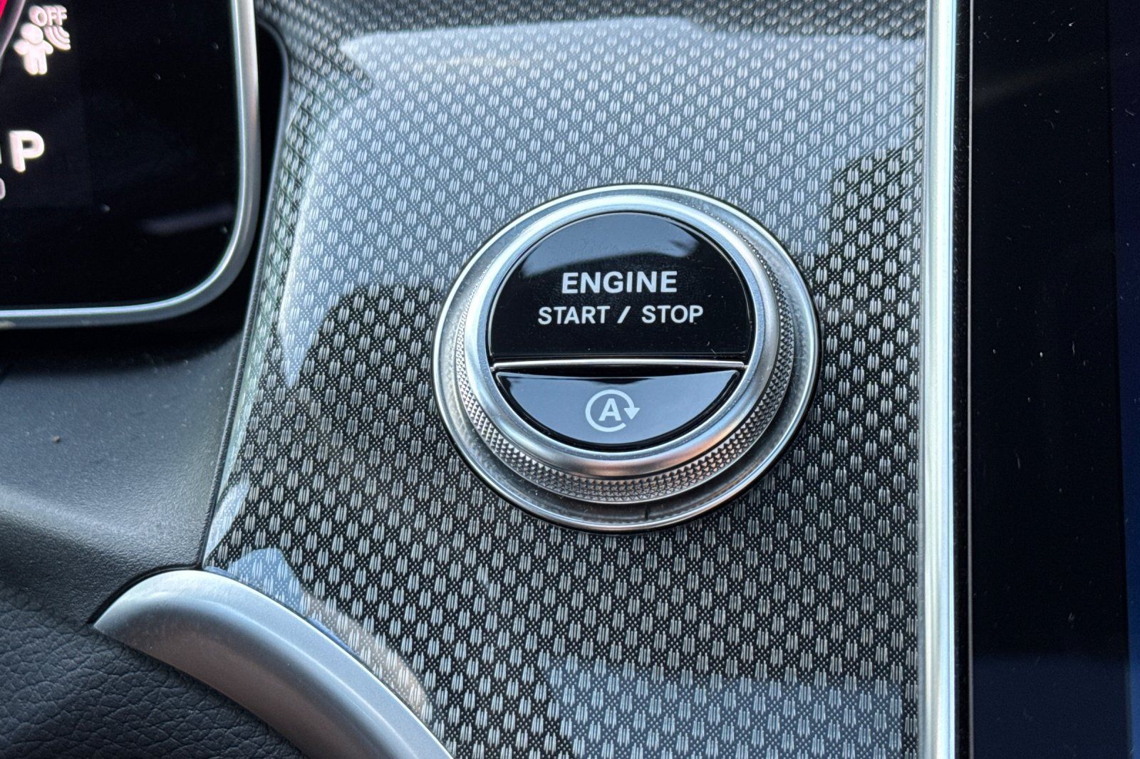 Certified 2026 Mercedes-Benz GLC 300 image 27