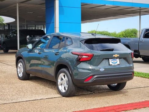 New 2026 Chevrolet Trax LS w/ LS Convenience Package image 5