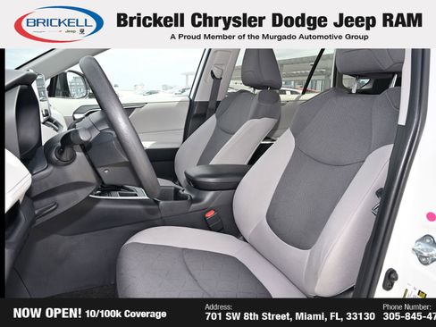 Used 2024 Toyota RAV4 XLE w/ Convenience Package FWD image 6