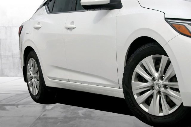 Used 2022 Nissan Sentra S FWD image 3