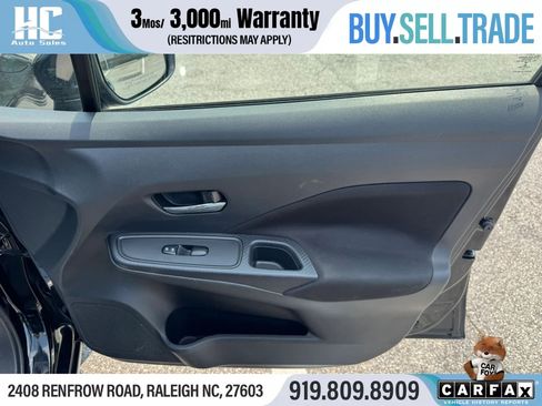 Used 2021 Nissan Versa SV FWD image 21