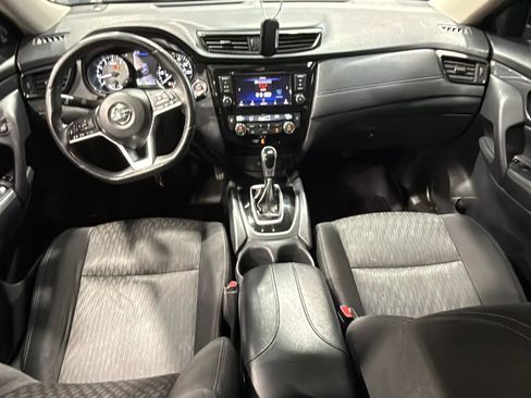 Used 2019 Nissan Rogue SV image 29