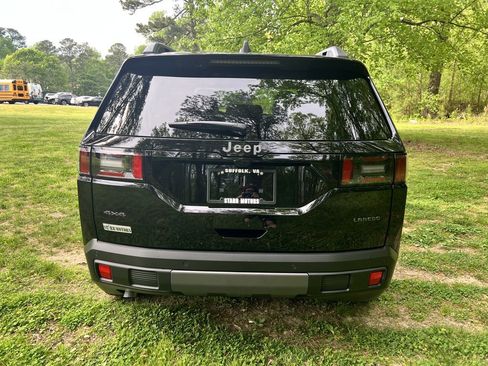 New 2026 Jeep Cherokee Laredo AWD/4WD image 4