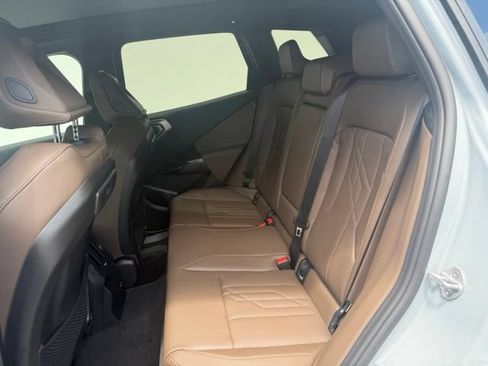 New 2026 BMW X3 xDrive30i w/ Premium Package AWD/4WD image 11