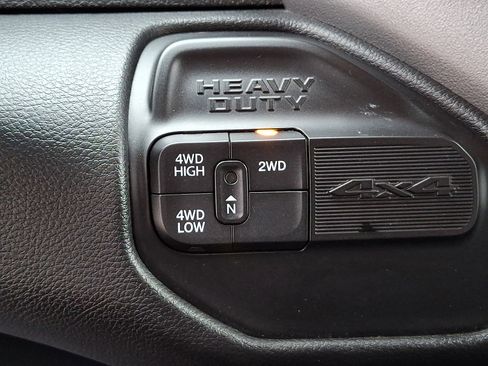 Used 2022 RAM 2500 Big Horn image 25