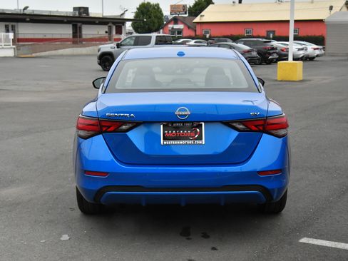 Used 2024 Nissan Sentra SV image 7