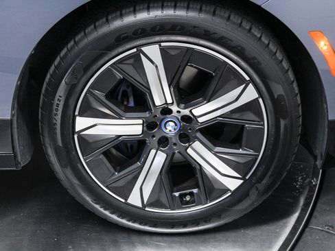 Certified 2024 BMW iX M60 AWD/4WD image 9