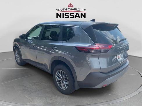 Used 2023 Nissan Rogue S AWD/4WD image 4
