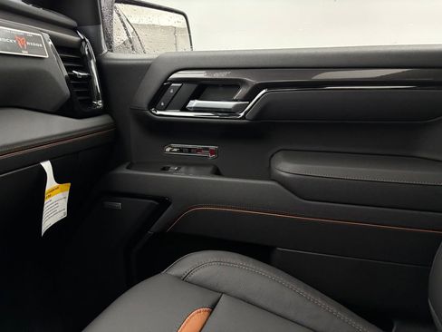 New 2025 GMC Sierra 1500 AT4 w/ AT4 Premium Package image 37