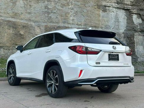 Used 2019 Lexus RX 350L FWD w/ Premium Package image 3