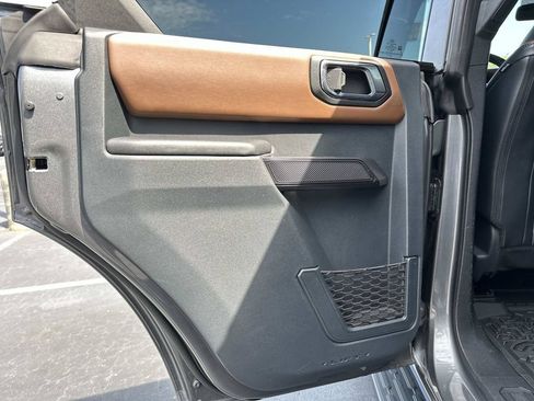 Used 2024 Ford Bronco Outer Banks AWD/4WD image 14