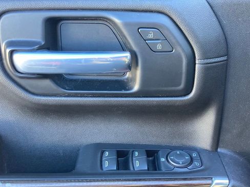 Used 2021 Chevrolet Silverado 1500 LT Trail Boss w/ LPO, Dark Essentials Package image 20