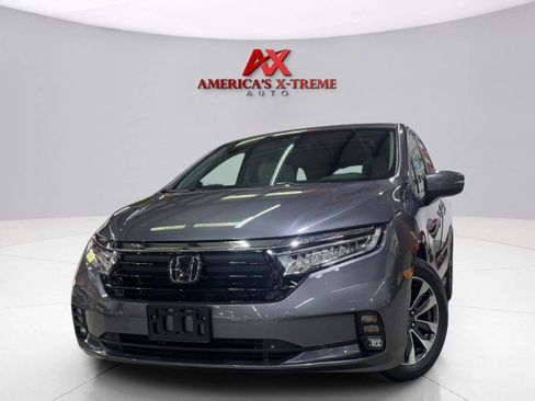 Used 2023 Honda Odyssey EX-L image 2