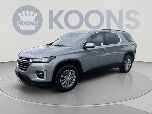 Used 2023 Chevrolet Traverse LT AWD/4WD image 1