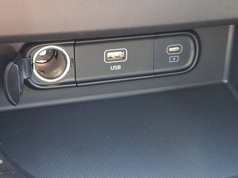 New 2026 Kia Seltos S AWD/4WD image 16