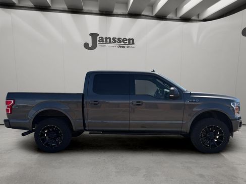 Used 2018 Ford F150 XLT w/ Equipment Group 302A Luxury AWD/4WD image 5
