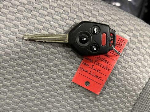 Used 2016 Subaru Forester 2.5i w/ Alloy Wheel Package image 30