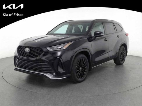 Used 2025 Toyota Highlander XSE image 1