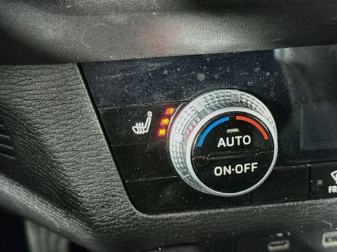 Used 2022 Mitsubishi Outlander SEL Black Edition FWD image 20