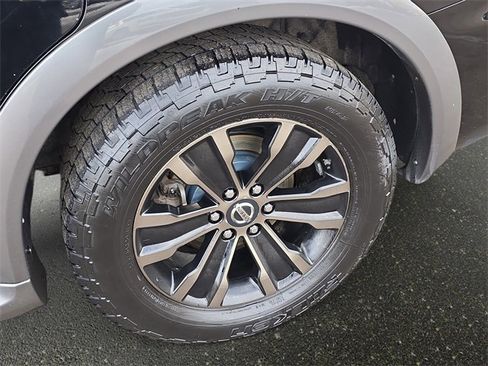 Used 2017 Nissan Armada Platinum w/ Captain Seat Package image 37