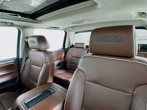 Used 2015 Chevrolet Silverado 3500 High Country image 19