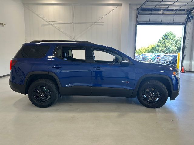 Used 2023 GMC Acadia AT4 w/ Technology Package AWD/4WD image 4