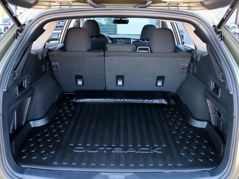 Used 2025 Subaru Outback Premium image 32