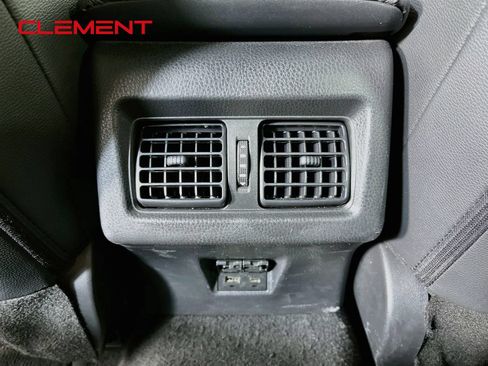 Used 2025 Toyota Camry XSE FWD image 33