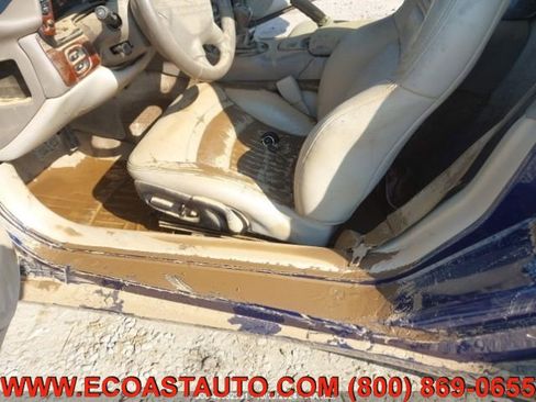 Used 2004 Chevrolet Corvette w/ Preferred Equipment Group image 9