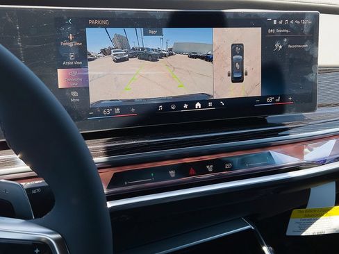 New 2026 BMW 740i w/ Premium Package RWD image 11