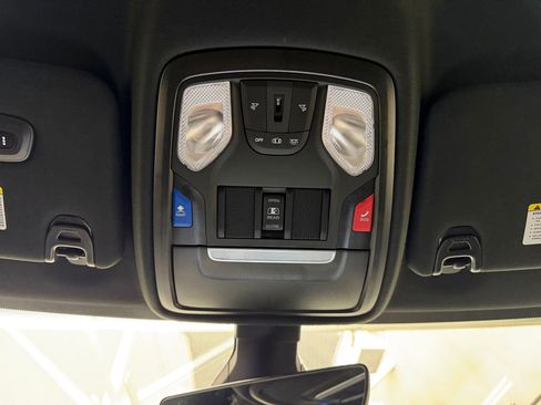 Used 2022 RAM 2500 Big Horn w/ Level C Equiment Group image 13