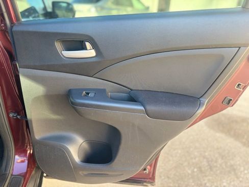 Used 2015 Honda CR-V LX image 14