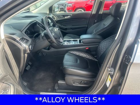 Certified 2024 Ford Edge Titanium AWD/4WD image 10