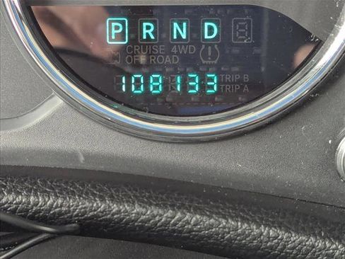 Used 2014 Jeep Wrangler Unlimited Rubicon w/ Connectivity Group image 11