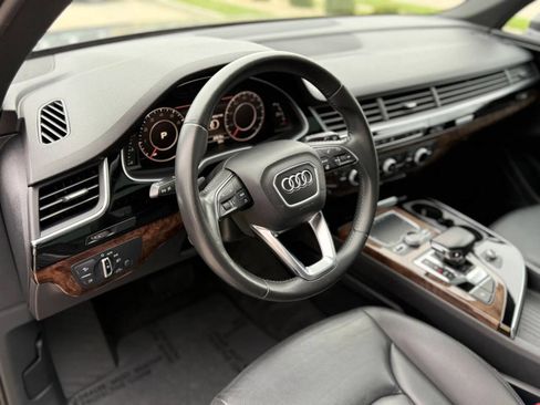 Used 2017 Audi Q7 3.0T Premium Plus image 11