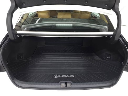 Used 2025 Lexus ES 350 w/ Premium Package FWD image 7