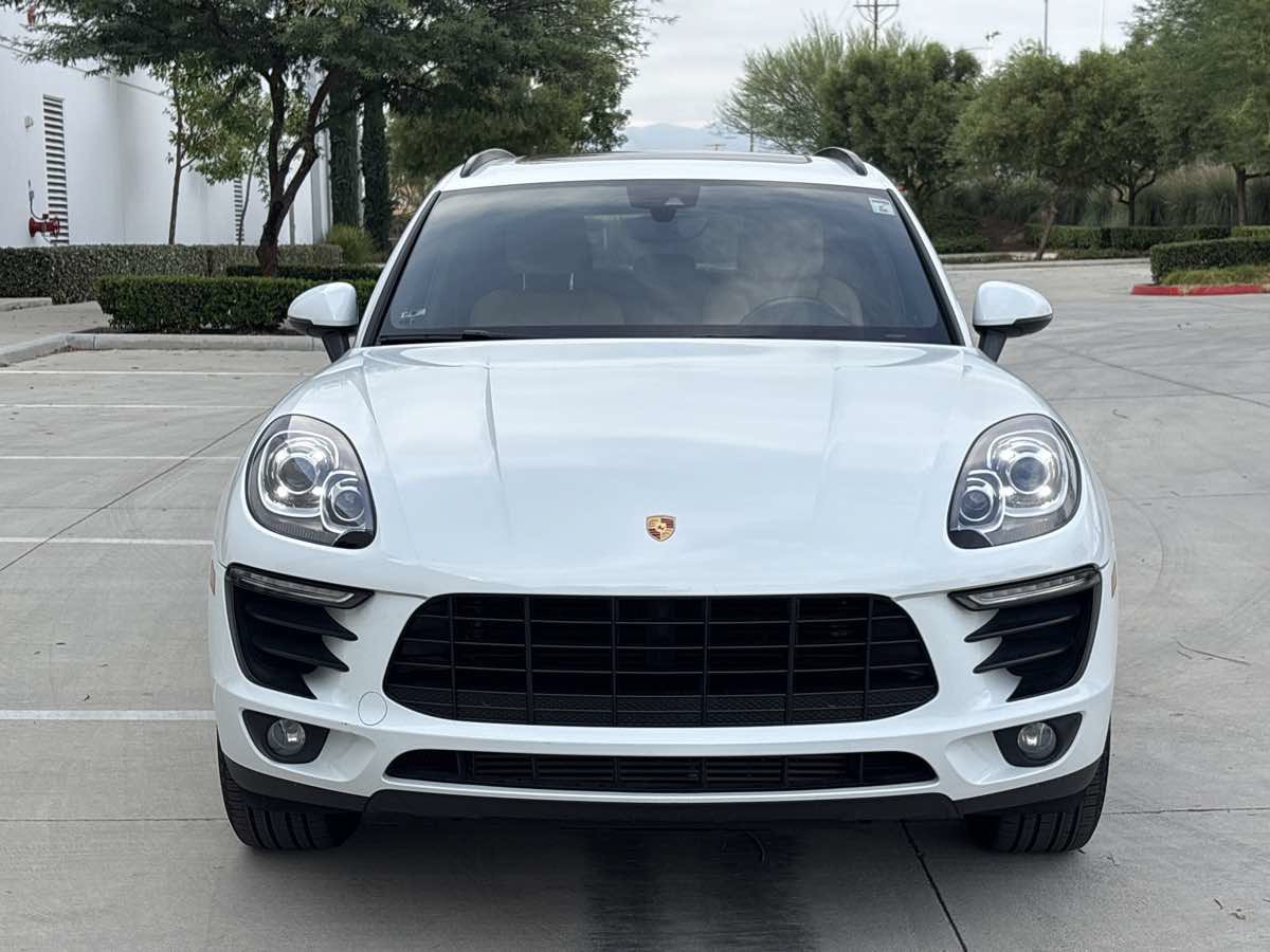Used 2018 Porsche Macan Sport Edition AWD/4WD image 7