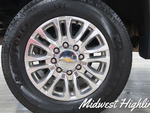 Used 2022 Chevrolet Silverado 2500 High Country image 23