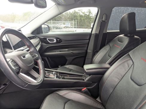 Used 2022 Jeep Compass Trailhawk w/ Trailhawk Elite Group image 25