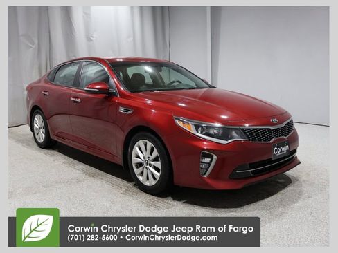 Used 2018 Kia Optima S image 1