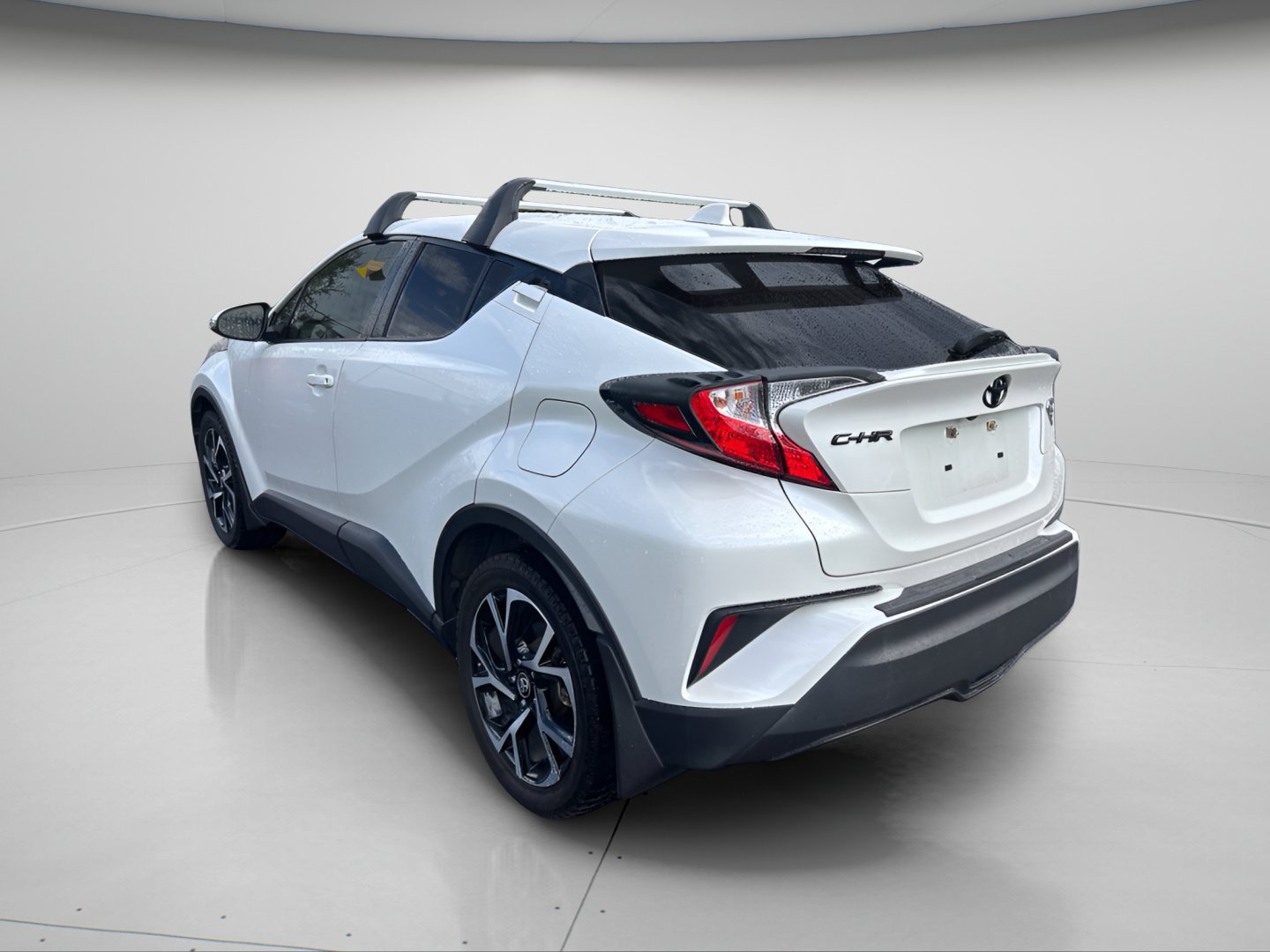 Used 2021 Toyota C-HR XLE FWD image 12