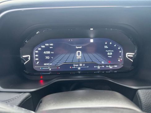 Used 2022 GMC Yukon XL Denali image 10