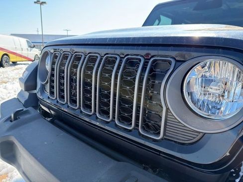 New 2026 Jeep Wrangler Unlimited Sport image 6